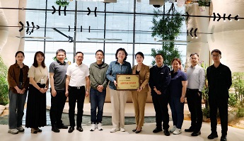 乐动游戏平台与CQM方圆开展交流座谈 共探合作新篇